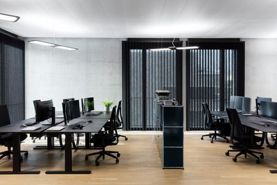 Verticale lamelgordijnsystemen, SG 2960, Colorama 2, Office, Bern, Switzerland