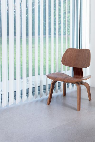 Verticale lamelgordijnsystemen, SG 2910, Palisade Revive, Gerrards Cross, London, United Kingdom