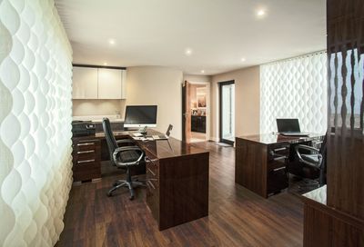 Verticale lamelgordijnsystemen, SG 2810, Multi Visio, Room shot "Rawsons Retreat", Kent, United Kingdom, Vertical Waves