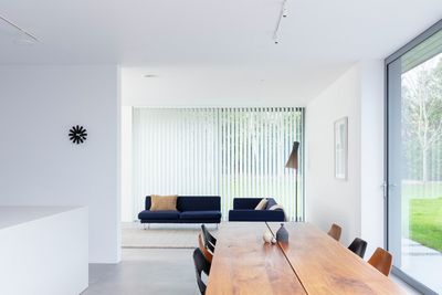 Verticale lamelgordijnsystemen, SG 2910, Palisade Revive, Gerrards Cross, London, United Kingdom